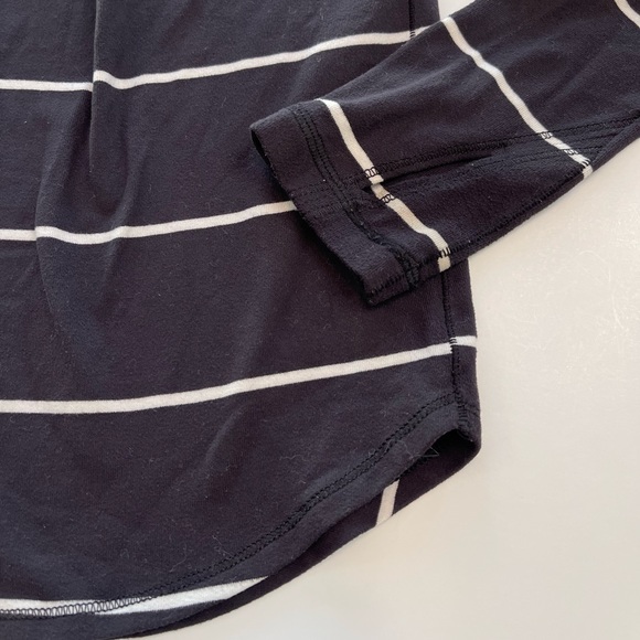 Ivivva by Lululemon Hanover Stripe White Black Mindful Moment Top Girls Size 8 - Picture 6 of 13